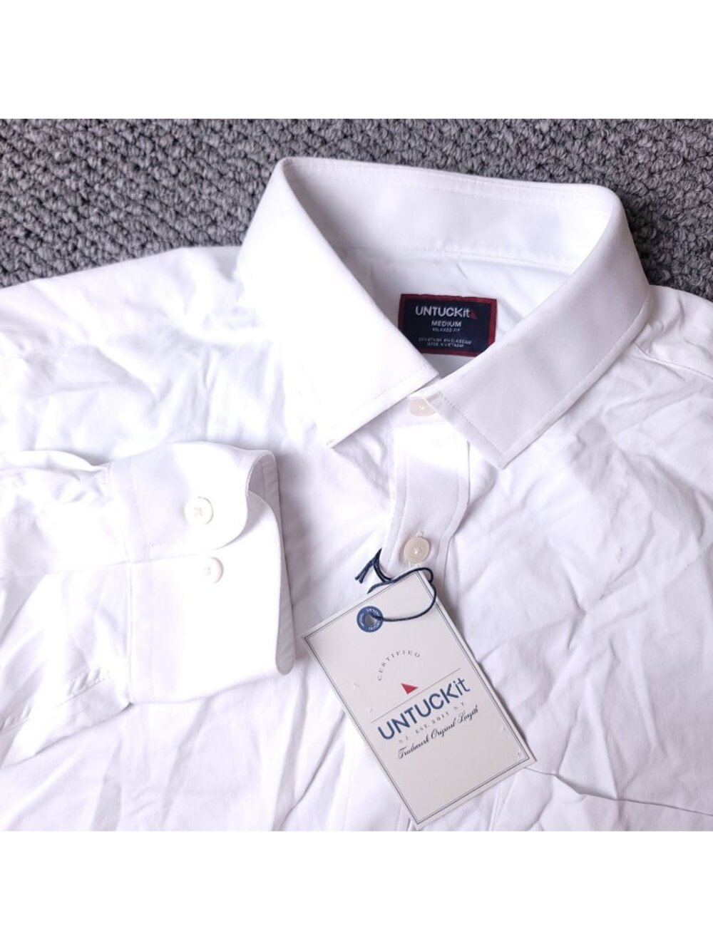 UNTUCKit Gironde Shirt Mens M Medium Relaxed White Button Long Sleeve Nylon